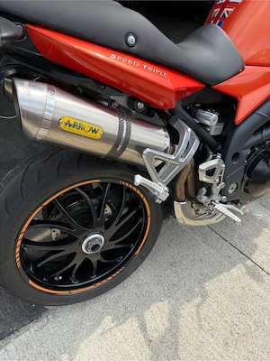 Motocicleta Triumph Speed Triple 1050 - imagine 5