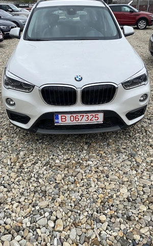 BMW X1 2018 automat alb intretinut foarte bine - imagine 5