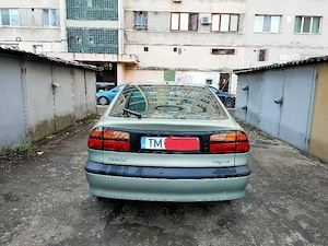 Dezmembrez Renault Laguna 1 1.6 16v ph2 1998 ediție concorde.  Ambreiaj nou Pompa servo noua Curea a - imagine 9