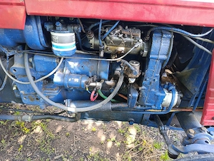 UTB 445 cu bară antirăsturnare și plug,Motor Refăcut Complet, Ambreiaj Nou, Stare Tehnică Impecabilă - imagine 2