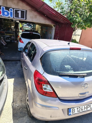dezmembrez corsa d  - imagine 4