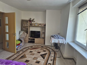 Vand apartament 1 camera Centru