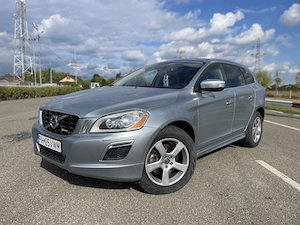 Volvo XC 60 D4 AWD R-Design - imagine 2