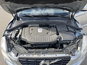Volvo XC 60 D4 AWD R-Design - imagine 8