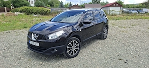 Vând Nissan Qashqai +2 4 4 cu 7 locuri 