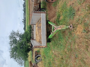 Vand remorca pentru tractor