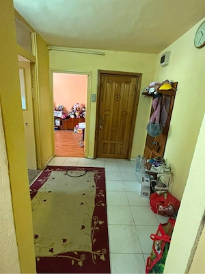 Vand apartament 2 camere