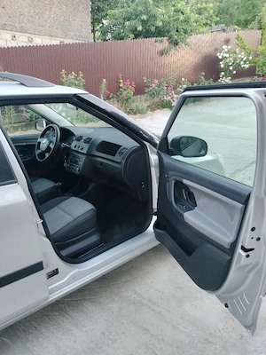 Vând Skoda Fabia 2 facelift euro 5 benzina  - imagine 14