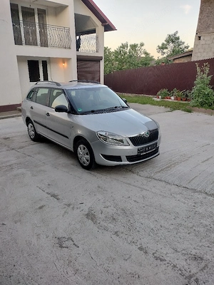 Vând Skoda Fabia 2 facelift euro 5 benzina  - imagine 2