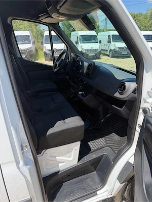 mercedes Sprinter 2019 2.2 163cp - imagine 7