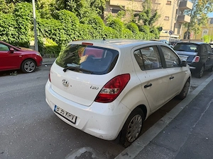 Hyundai i20 benzina 2011 - imagine 5