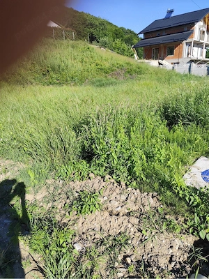 Teren intravilan 694 mp Bascov   Toate utilitățile, la liziera pădurii - imagine 2