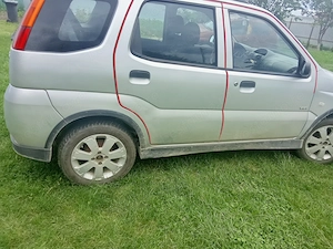 Schimb auto. ignis 2008 2WD, tracțiune integrală față, benzină cu Ignis din anul 2001 , 3 uși, benzi - imagine 5