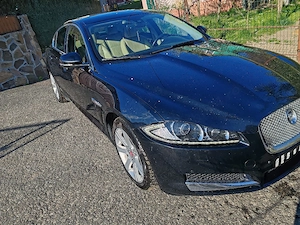 Jaguar XF Luxury 2015 2.2 200cp  - imagine 3
