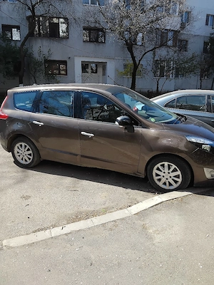 renault grand scenic - imagine 5