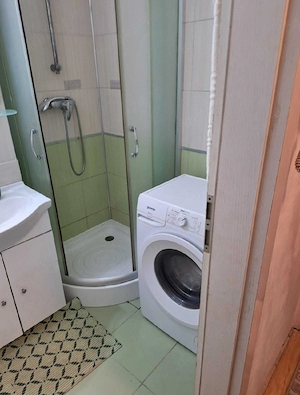 Inchiriez apartament cu 3 camere  - imagine 3