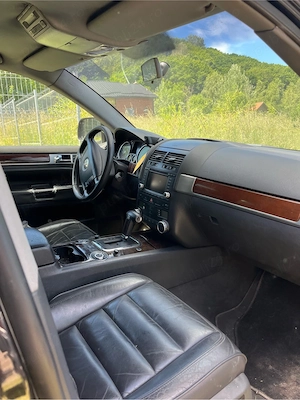 Volkswagen Touareg - imagine 2