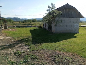 Vand casa de vacanta loc Hălmăgel  - imagine 9