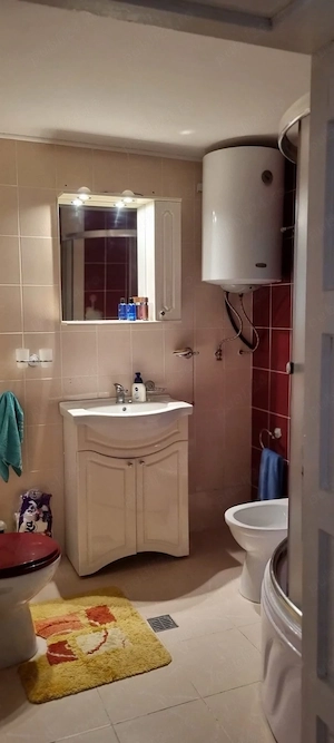 Vând Casă - Pretabilă pentru Duplex - Ideală pentru Familii sau Investiție - imagine 3