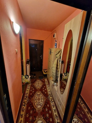 vand apartament cu 2 camere.  - imagine 3