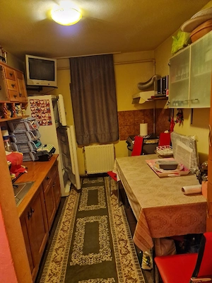 vand apartament cu 2 camere.  - imagine 5
