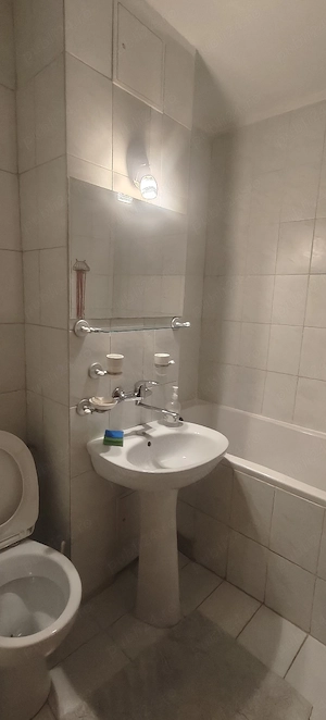 Centru - Inchiriez apartament 2 camere - imagine 5