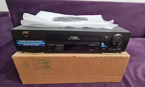 Videorecorder JVC 6 capete stereo nou