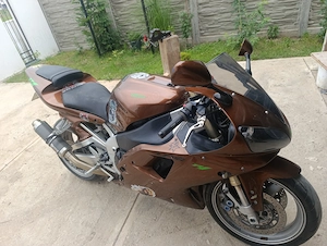 Yamaha R1 an fabricație 2001