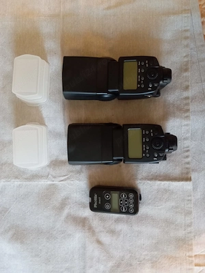 Set 2 blitz-uri Phottix Juno + transceiver ares II
