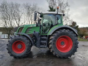 Vând doua Tractoare Fendt  - imagine 3