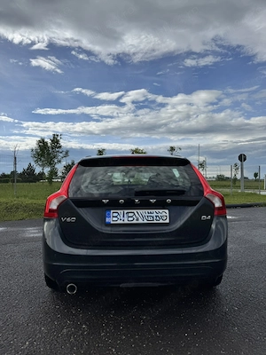 Volvo V60  (2.0  diesel 5pistoane) - imagine 5