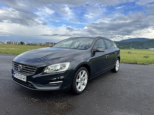 Volvo V60  (2.0  diesel 5pistoane) - imagine 3