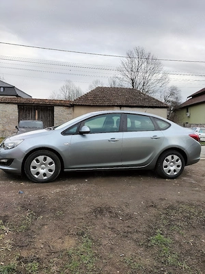 Opel Astra J  - imagine 2