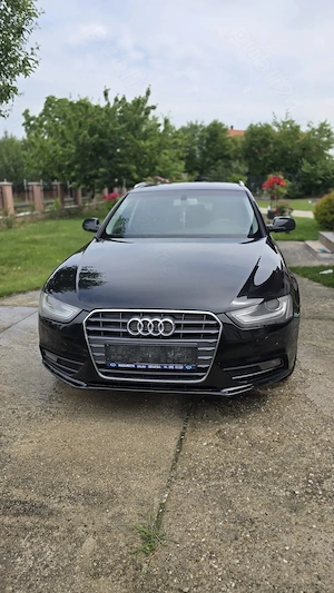 Vând Audi A 4 B 8 2012 facelift pret 5800 euro - imagine 2