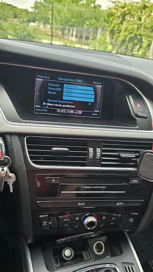 Vând Audi A 4 B 8 2012 facelift pret 5800 euro - imagine 7