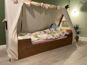 Pat din lemn pentru copii, tip cort + saltea Memory Foam BONUS
