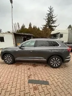 Volkswagen Touareg - imagine 8