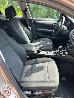 BMW X1 18D Xdrive  - imagine 8