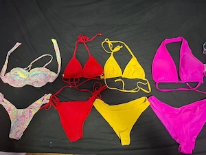 Costume de baie , diverse culori M L (100lei toate 4)