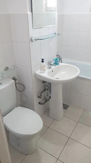 Inchiriez apartament 2 camere, centru - imagine 3
