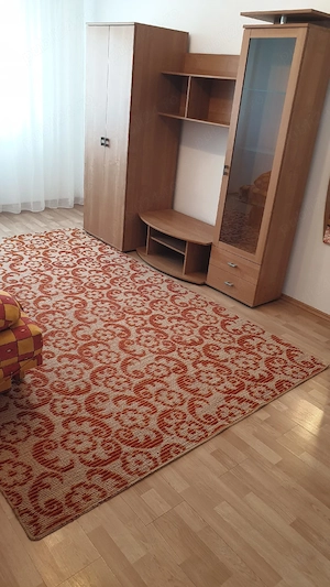 Inchiriez apartament 2 camere, centru - imagine 10