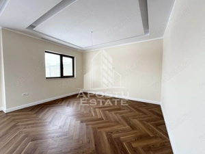 Duplex cu perete dublu, 4 camere si 3 bai finalizat, toate utilitatile - imagine 5