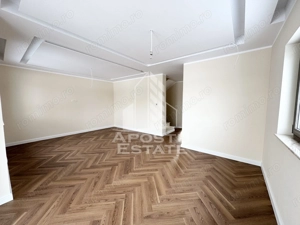 Duplex cu perete dublu, 4 camere si 3 bai finalizat, toate utilitatile - imagine 3