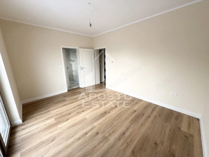 Duplex cu perete dublu, 4 camere si 3 bai finalizat, toate utilitatile - imagine 18