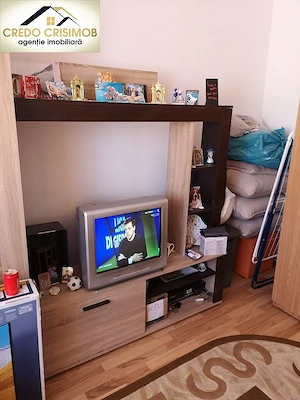 Vand apartament 2 cam cf 1 semidec ,bld Republicii - imagine 6