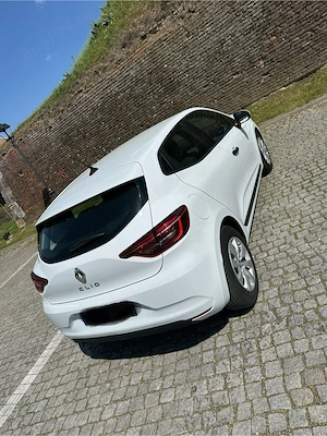 Renault Clio  - imagine 5