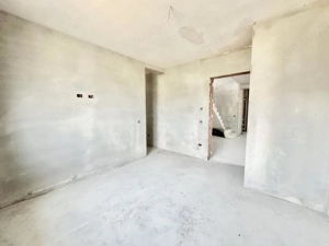 Duplex despartit prin camera tehnica - 4 camere - Cartier Europa - Mosnita Noua - imagine 9