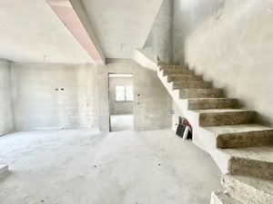 Duplex despartit prin camera tehnica - 4 camere - Cartier Europa - Mosnita Noua - imagine 7