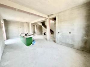 Duplex despartit prin camera tehnica - 4 camere - Cartier Europa - Mosnita Noua - imagine 4