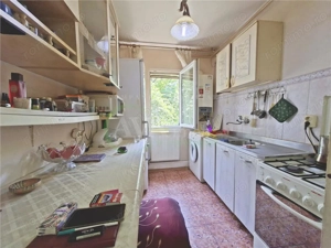 Apartament 3 camere semidecomandat | Etaj 1, zona Centrala, Bacau - imagine 6